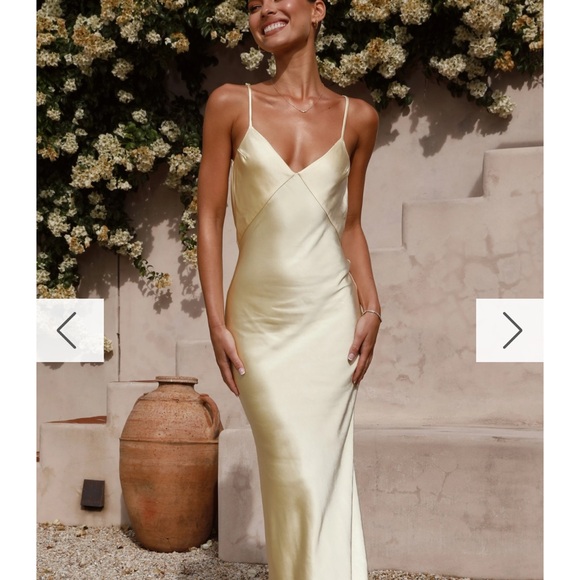 Chic Butter Yellow Maxi Dress - Picture 1 of 5